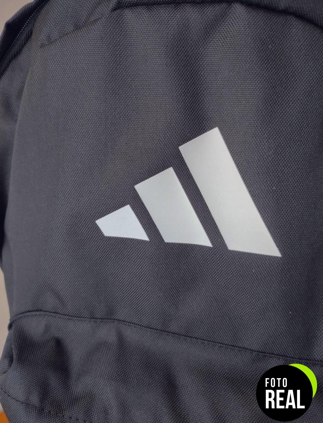 adidas-mochila-3barras-classic-foto-2