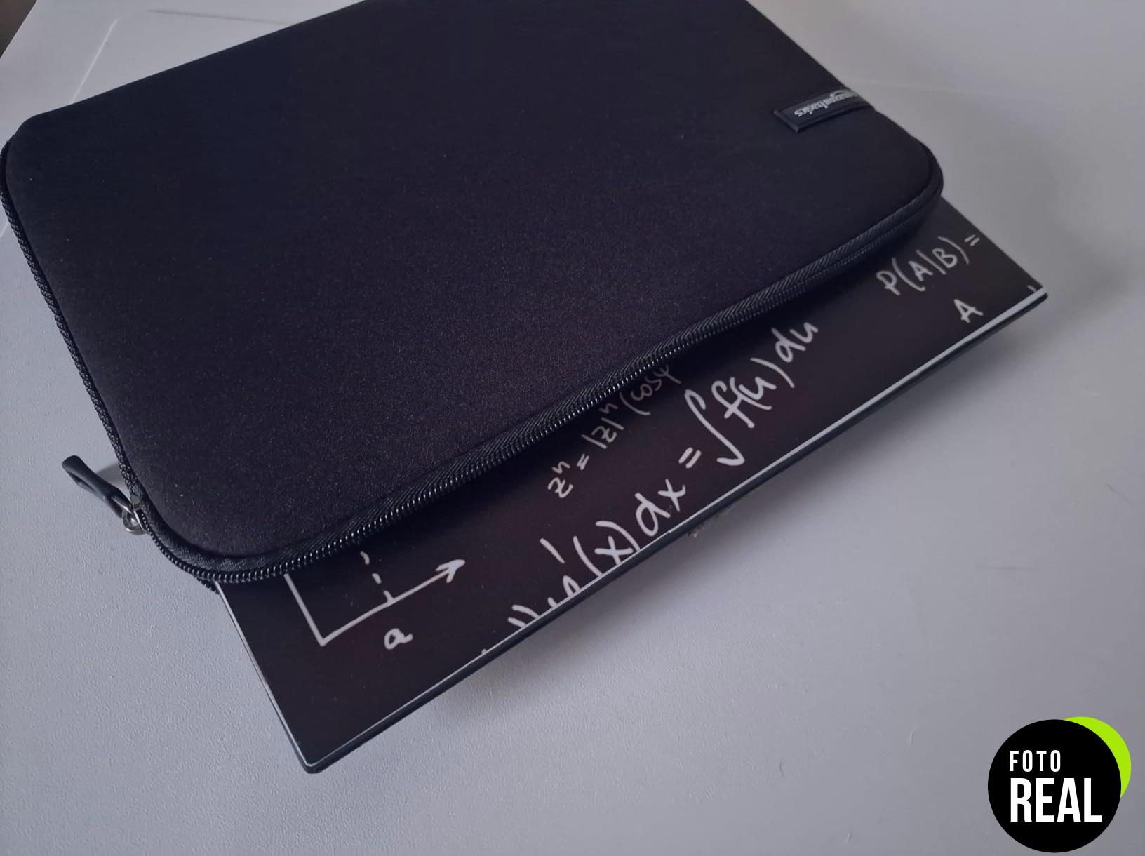amazon-basics-funda-portatil-negro-14-foto-1
