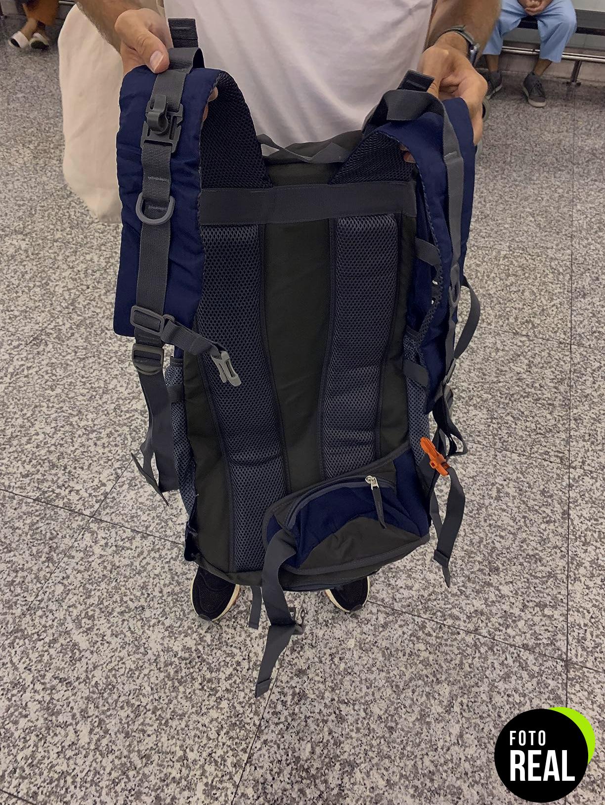 bseash-mochila-senderismo-60l-impermeable-2-foto-3