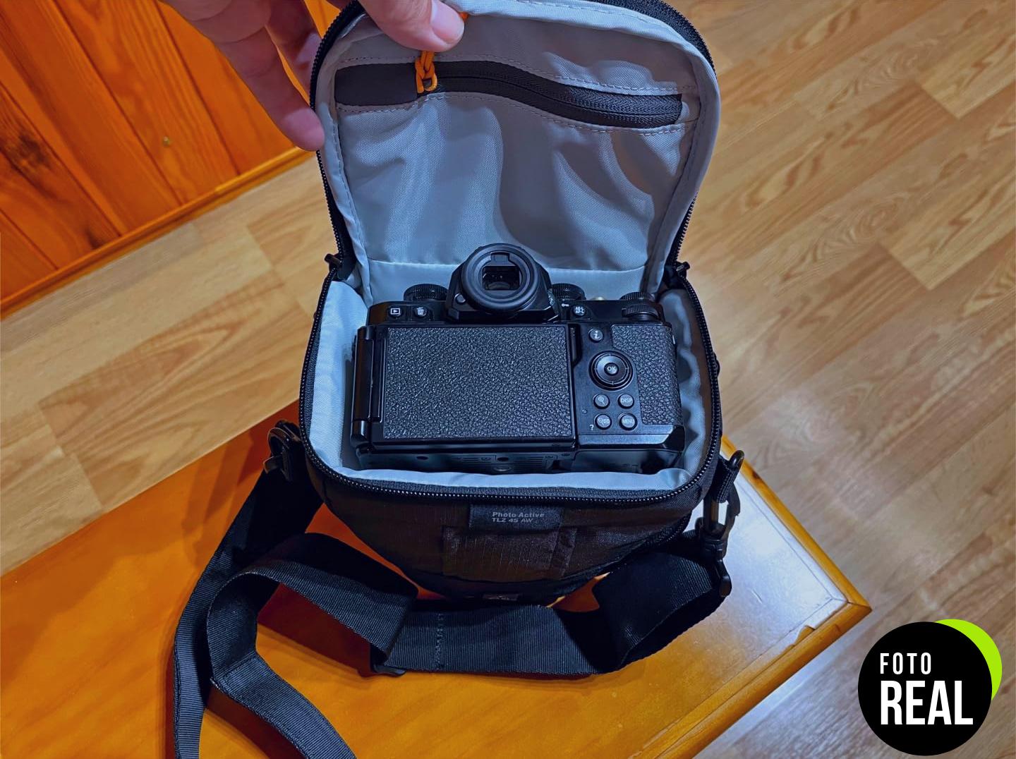 lowepro-toploader-camara-45-aw-foto-1