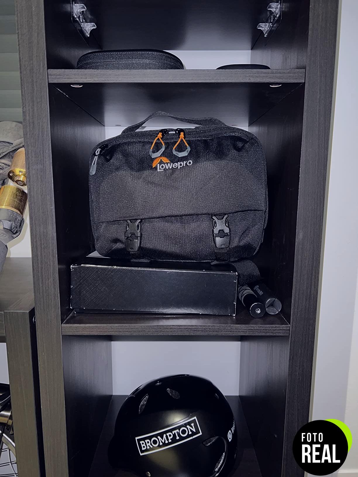 lowepro-trekker-lite-mochila-camara-100-negra-foto-2