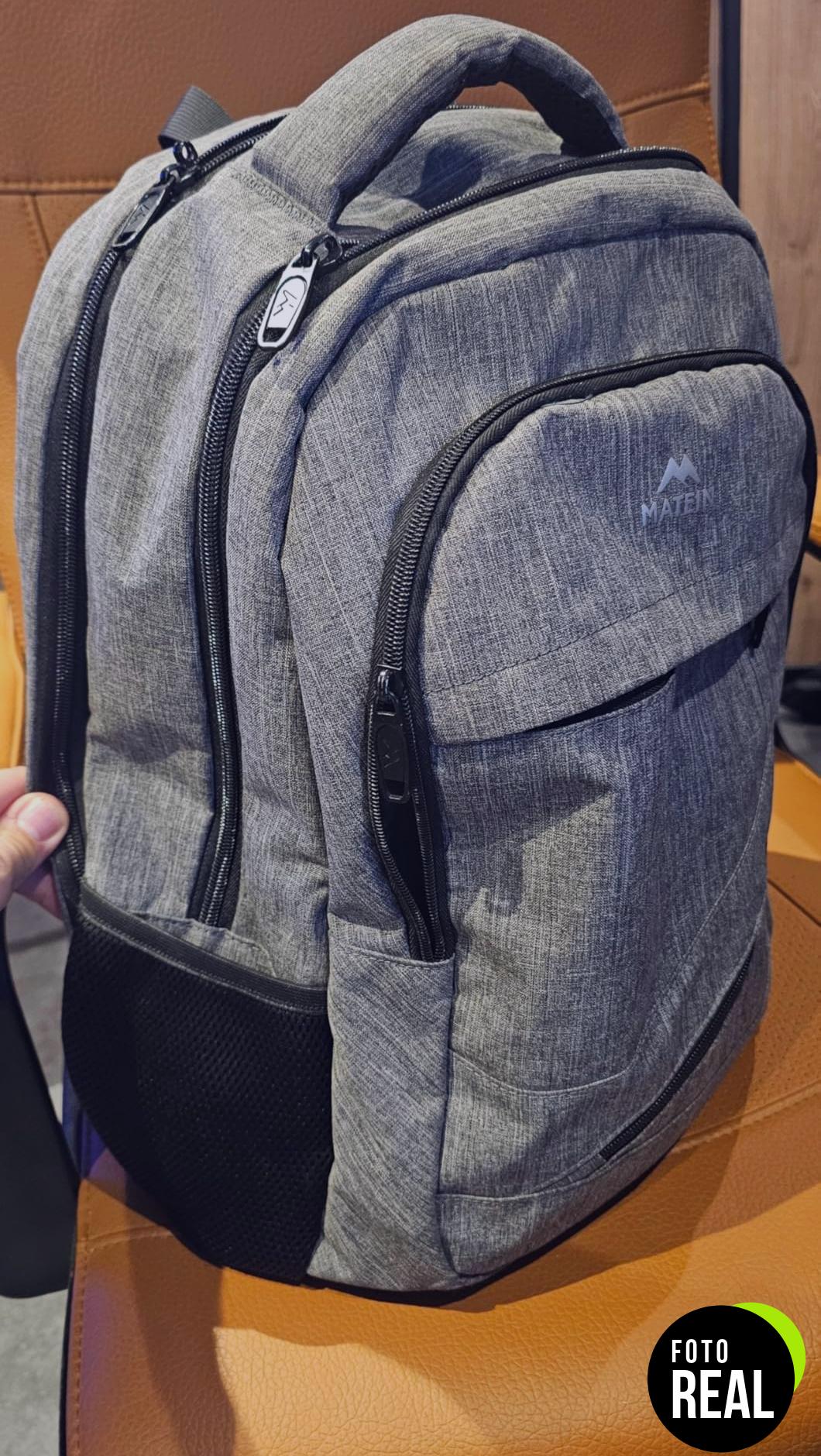 matein-mochila-gris-usb-17-pulgadas-foto-2