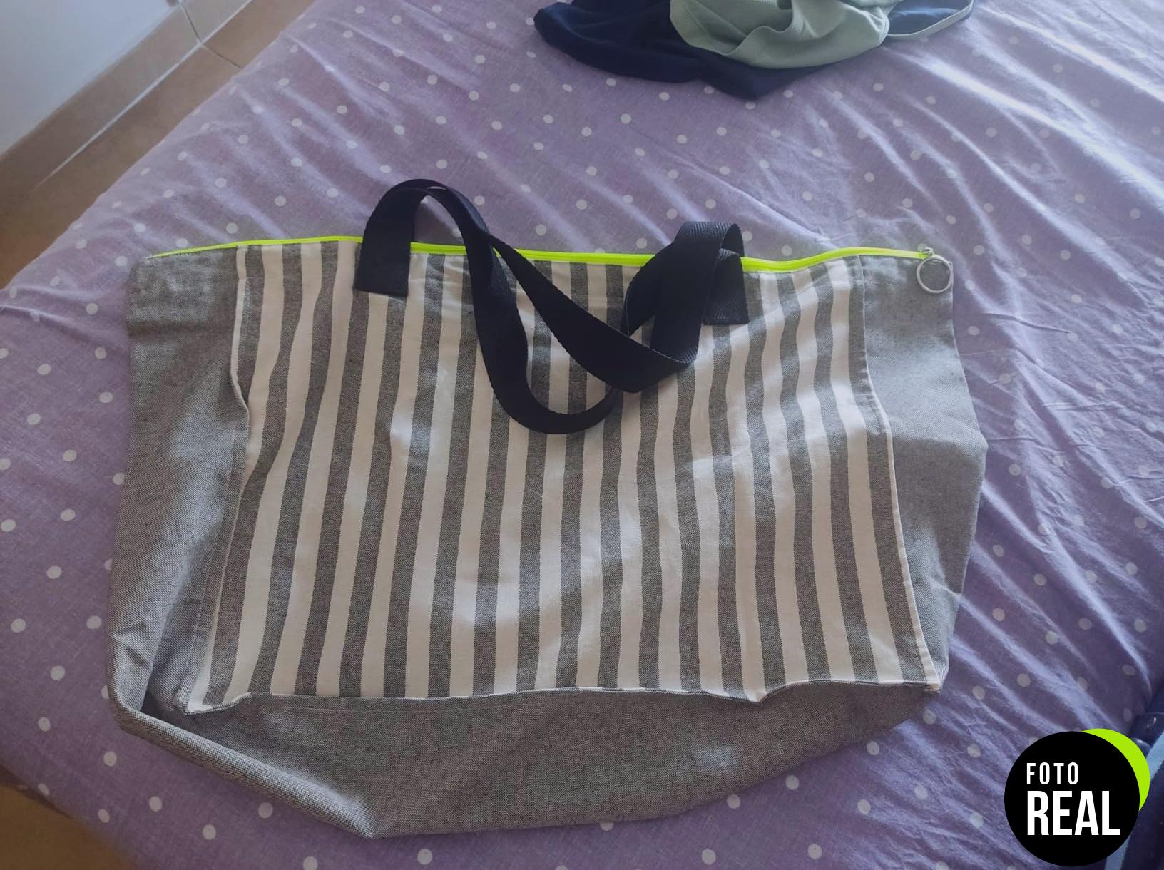 maxibolso-multiusos-playa-grey-stripes-foto-1