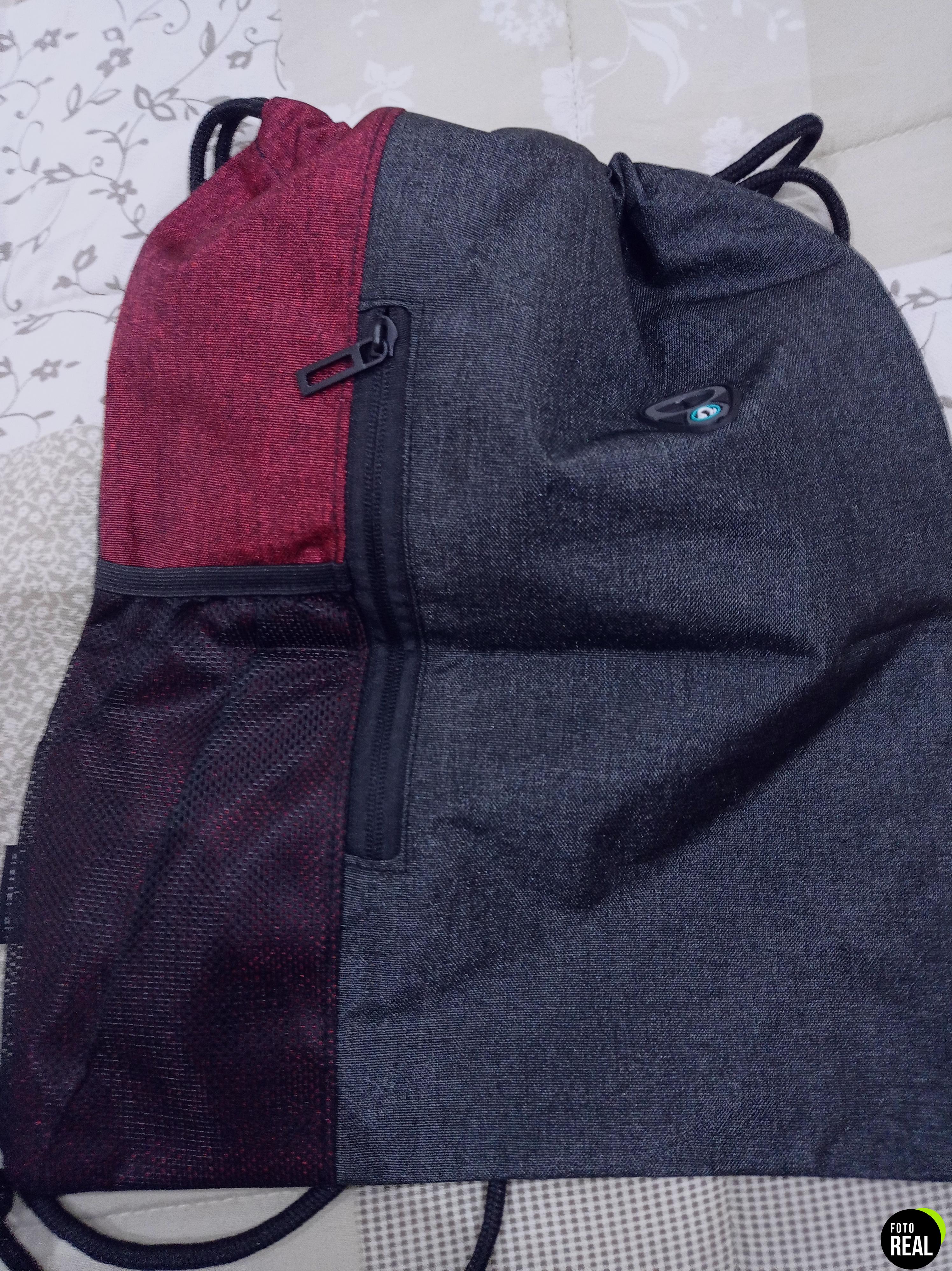 mochila-livacasa-cuerdas-deporte-usb-foto-2