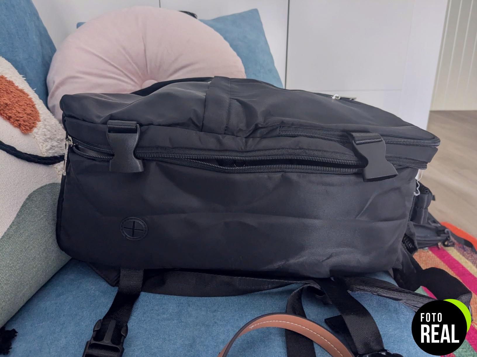 mochila-viaje-ryanair-40x30x20-foto-1