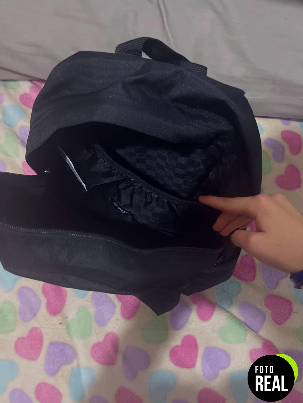 vans-mochila-clasica-old-skool-22l-black-white-foto-1