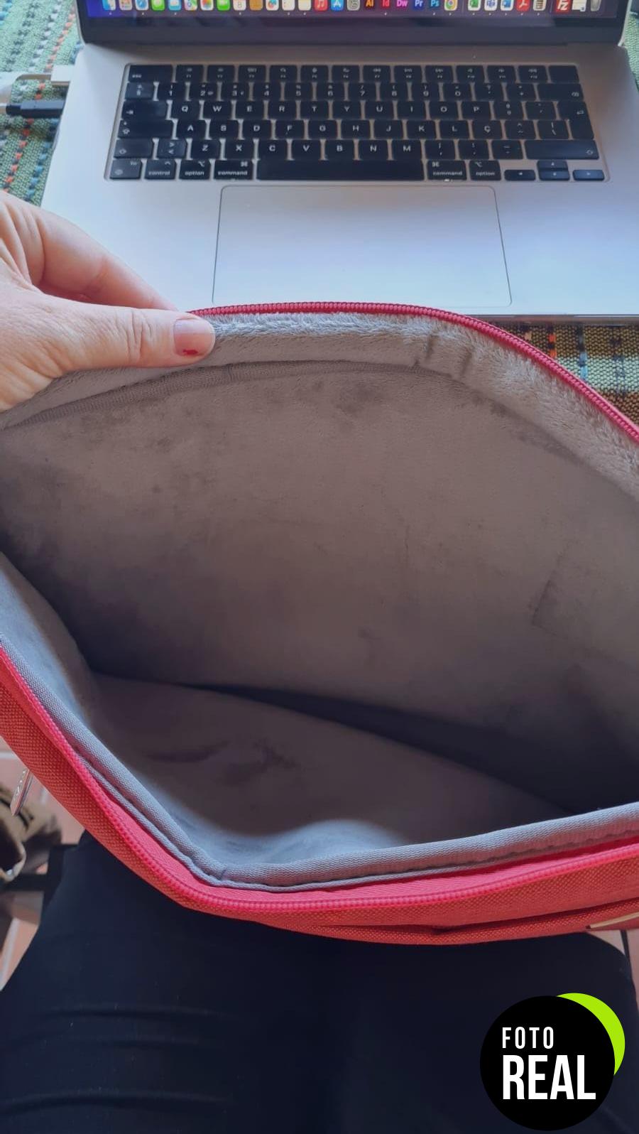 voova-funda-portatil-negra-15-6-foto-1